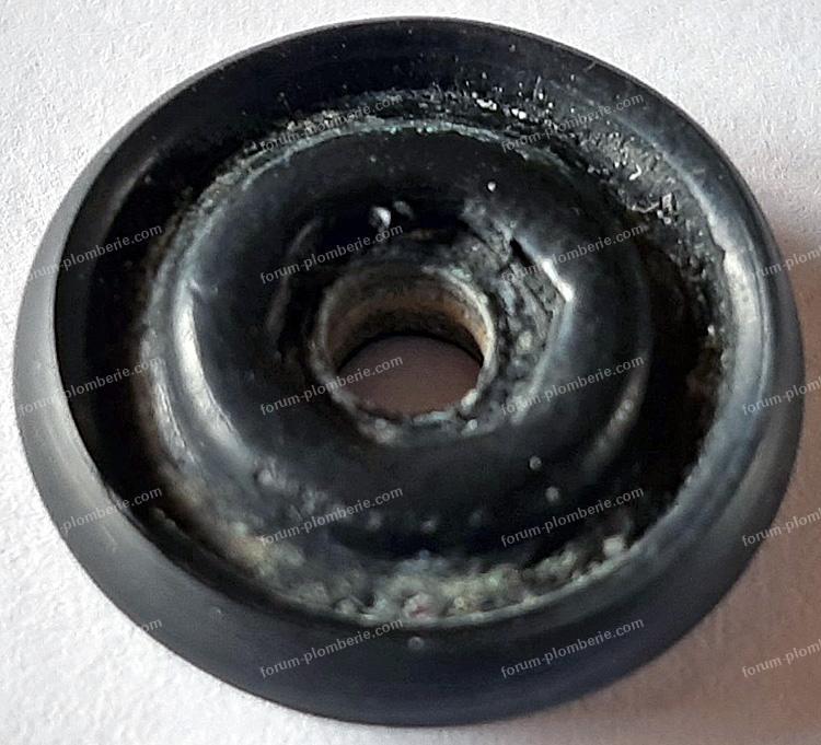 Bricovidéo plomberie identification joint robinet