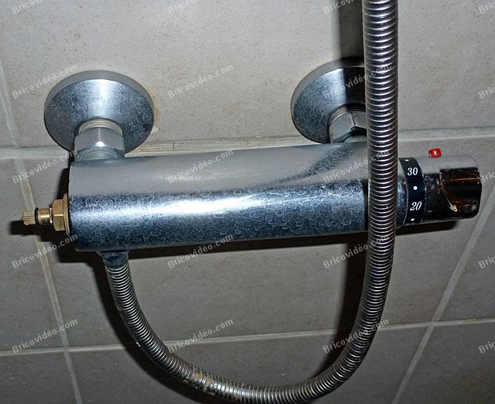 Ma douche a des problèmes de réglage d'eau chaude et d'eau froide, que  faire 